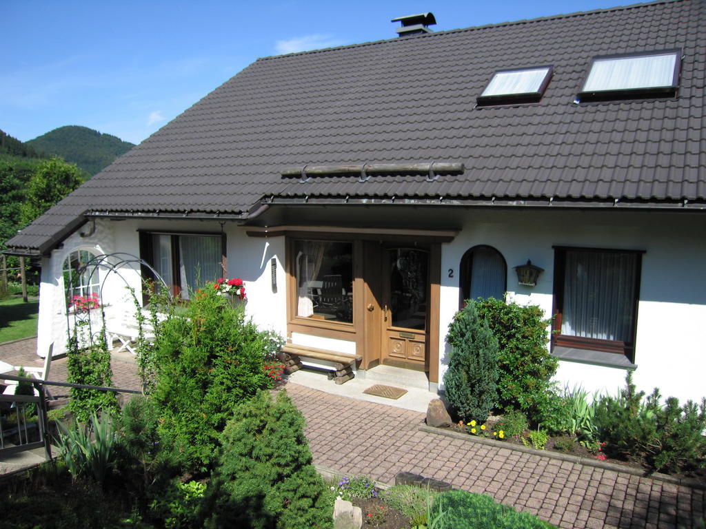 Ferienwohnung Buecker 슈말렌부르크 외부 사진